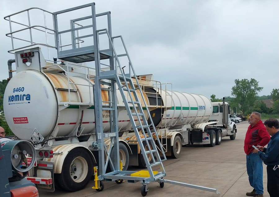 Tanker Truck Portable Access Platform